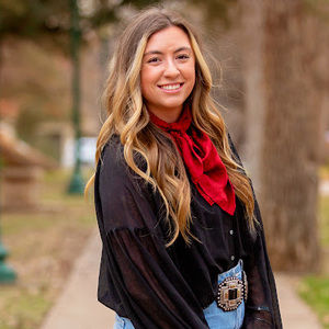 Meet your Posher, Hannah